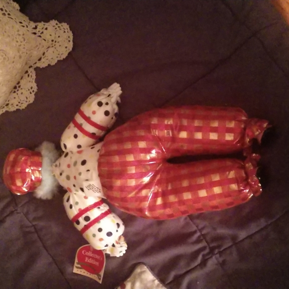 16 inch Clown Doll by Sugarloaf - Picture 8 of 10